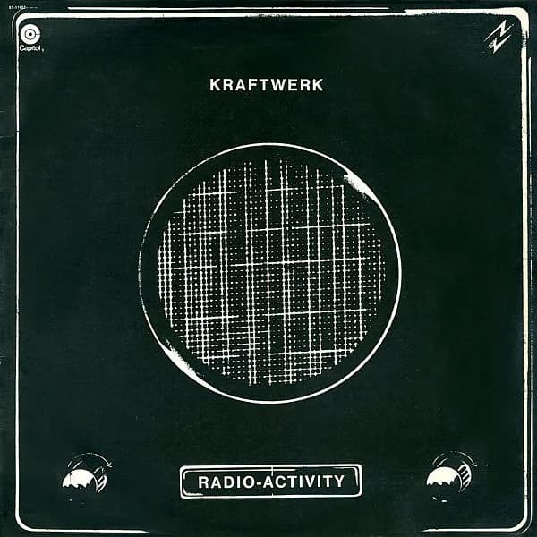 Capa de “Radio-Activity”, de Kraftwerk